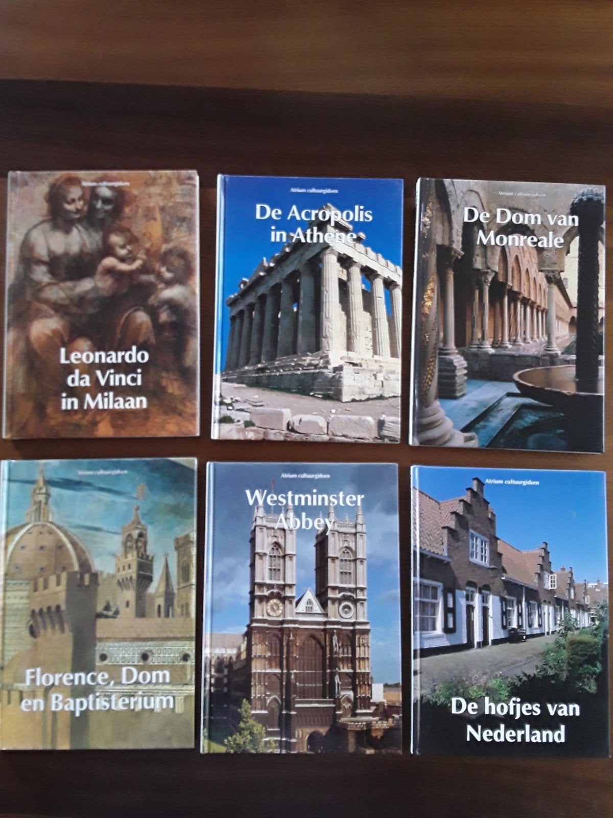 Atrium Cultuurgidsen 6 delen, Ophalen of Verzenden, Zo goed als nieuw