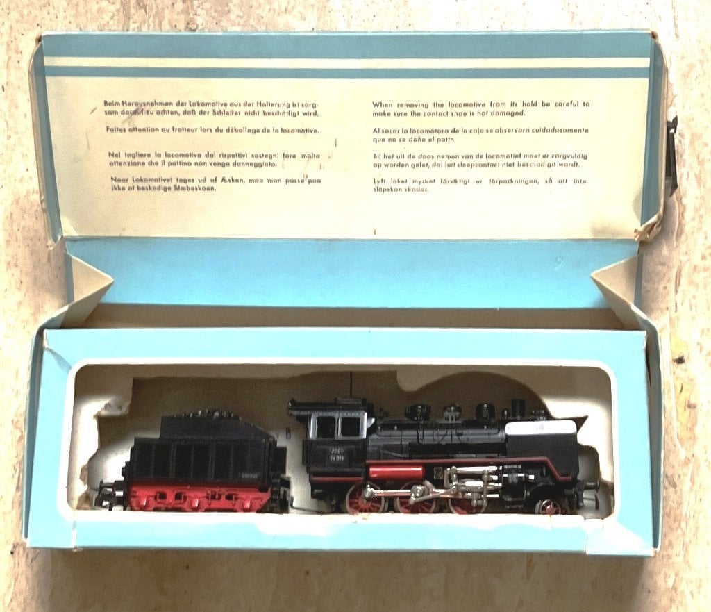 modelspoor marklin locomotief met kolenwagen, Wisselstroom, Gebruikt, Locomotief, Ophalen of Verzenden