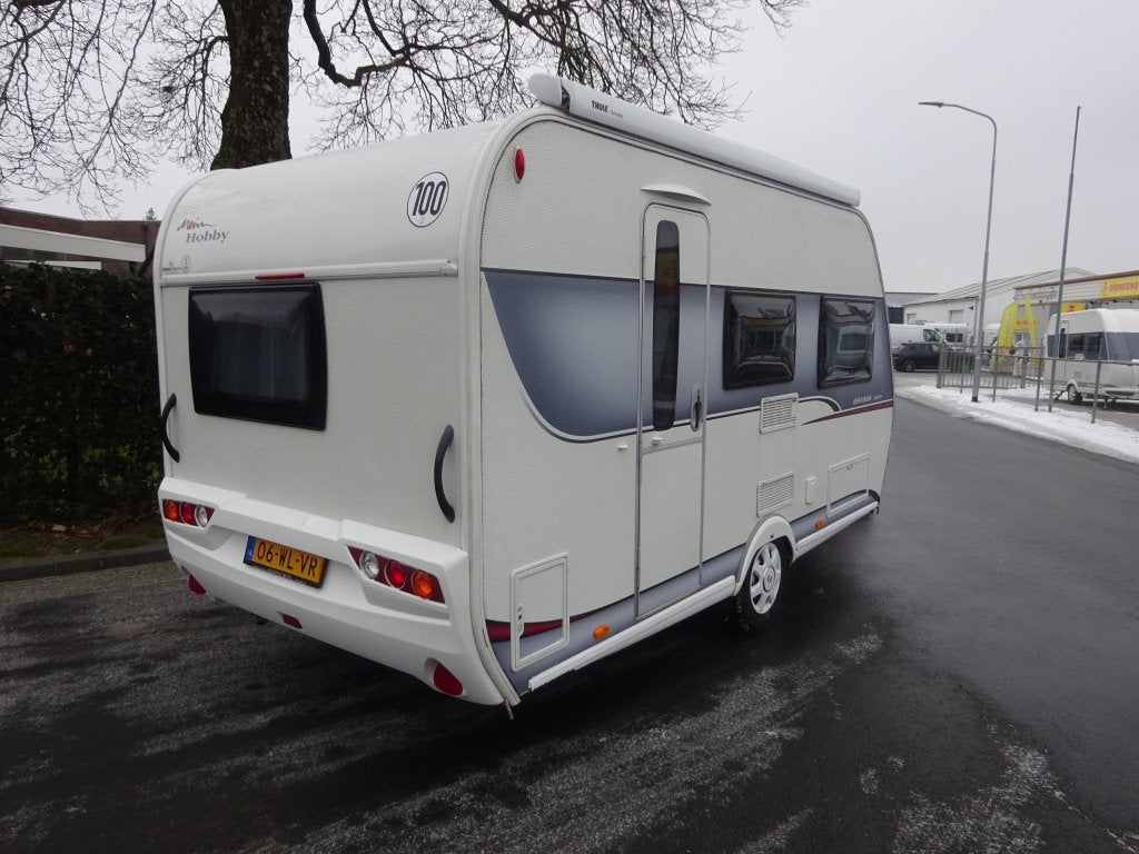 Hobby OnTour 390 SF Met Luifel en Mover, Caravans en Kamperen, Caravans, Hobby, Bedrijf, Treinzit, 750 - 1000 kg