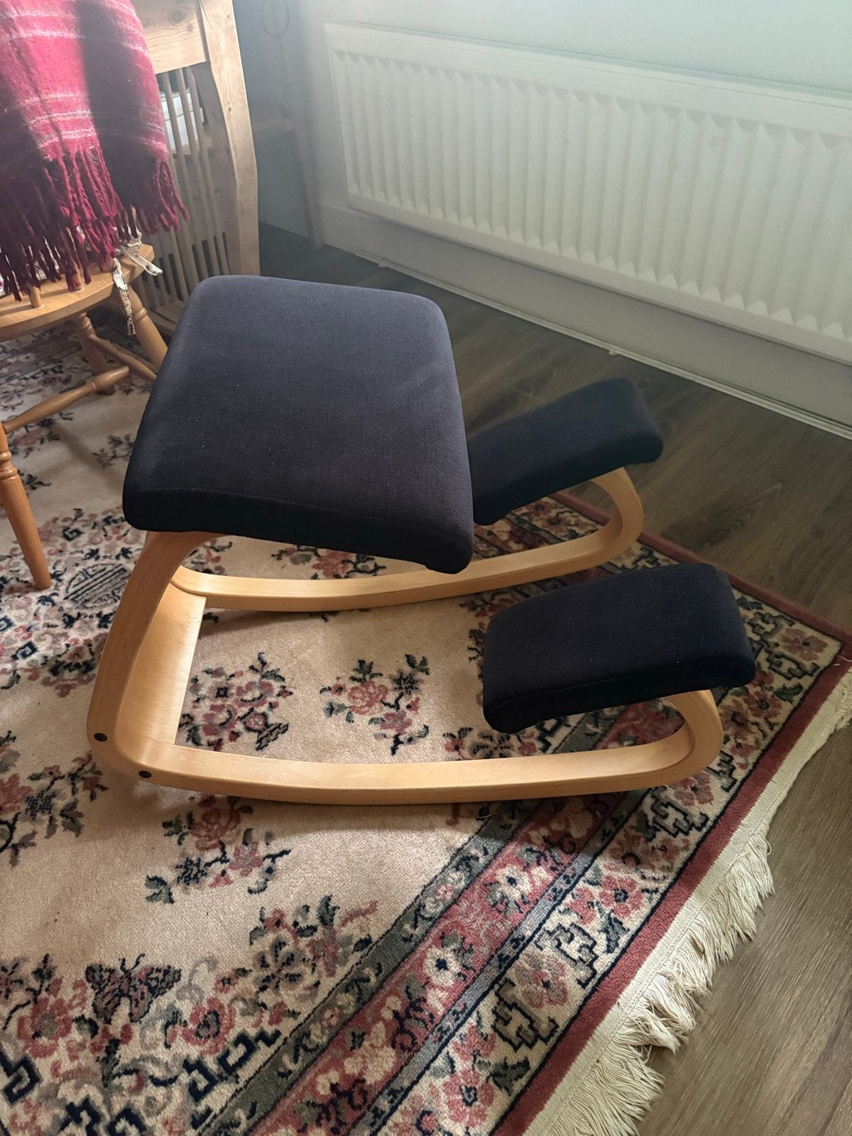 Varier (Stokke) Balans Kniestoel - Zwart - Ergonomisch, Ophalen, Ergonomisch, Scandi, Gebruikt, Zwart