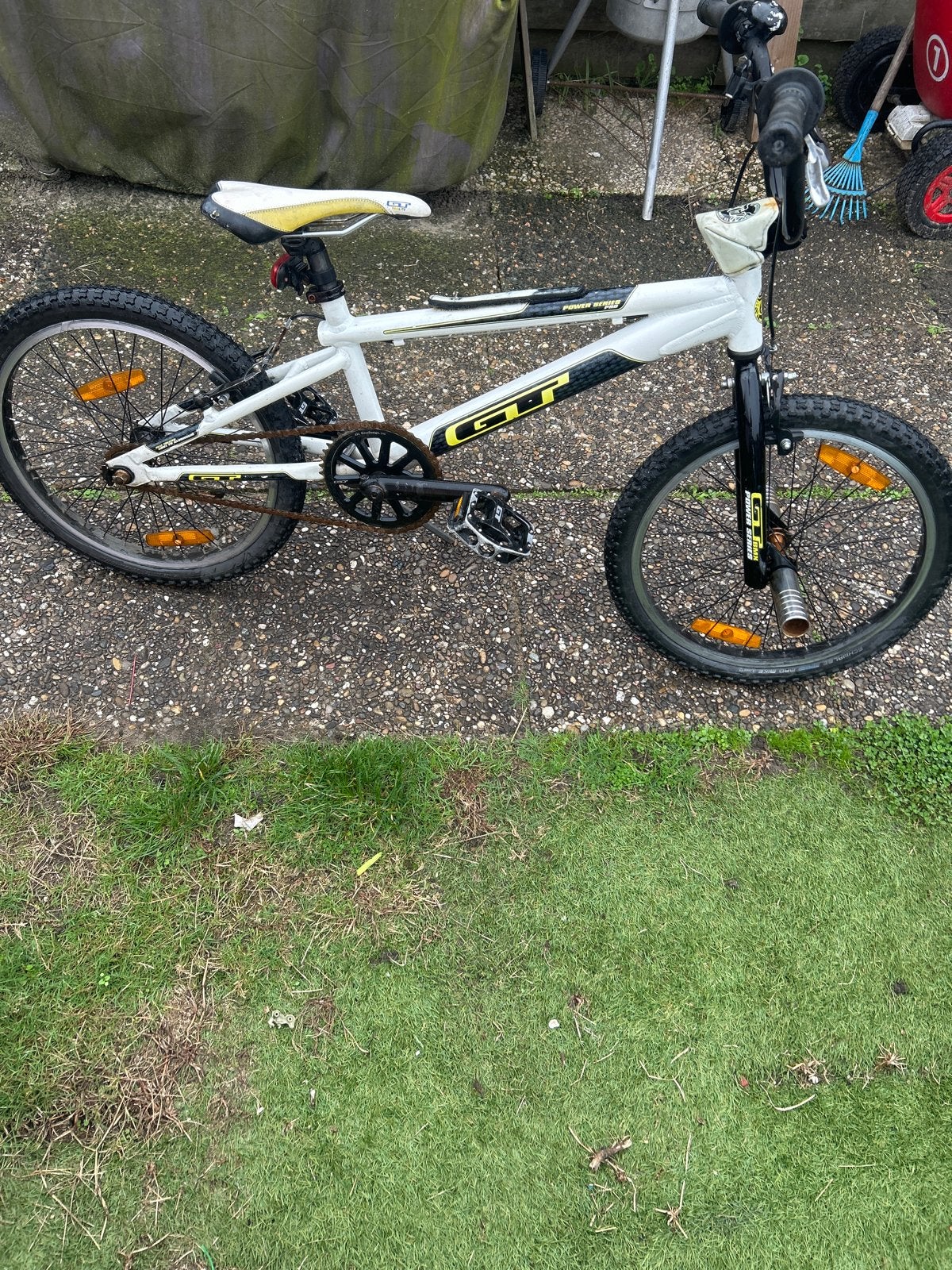 Mooie GT BMX fiets - Wit/Zwart, Fietsen en Brommers, Gebruikt, Staal, Velgrem, 20 tot 24 inch