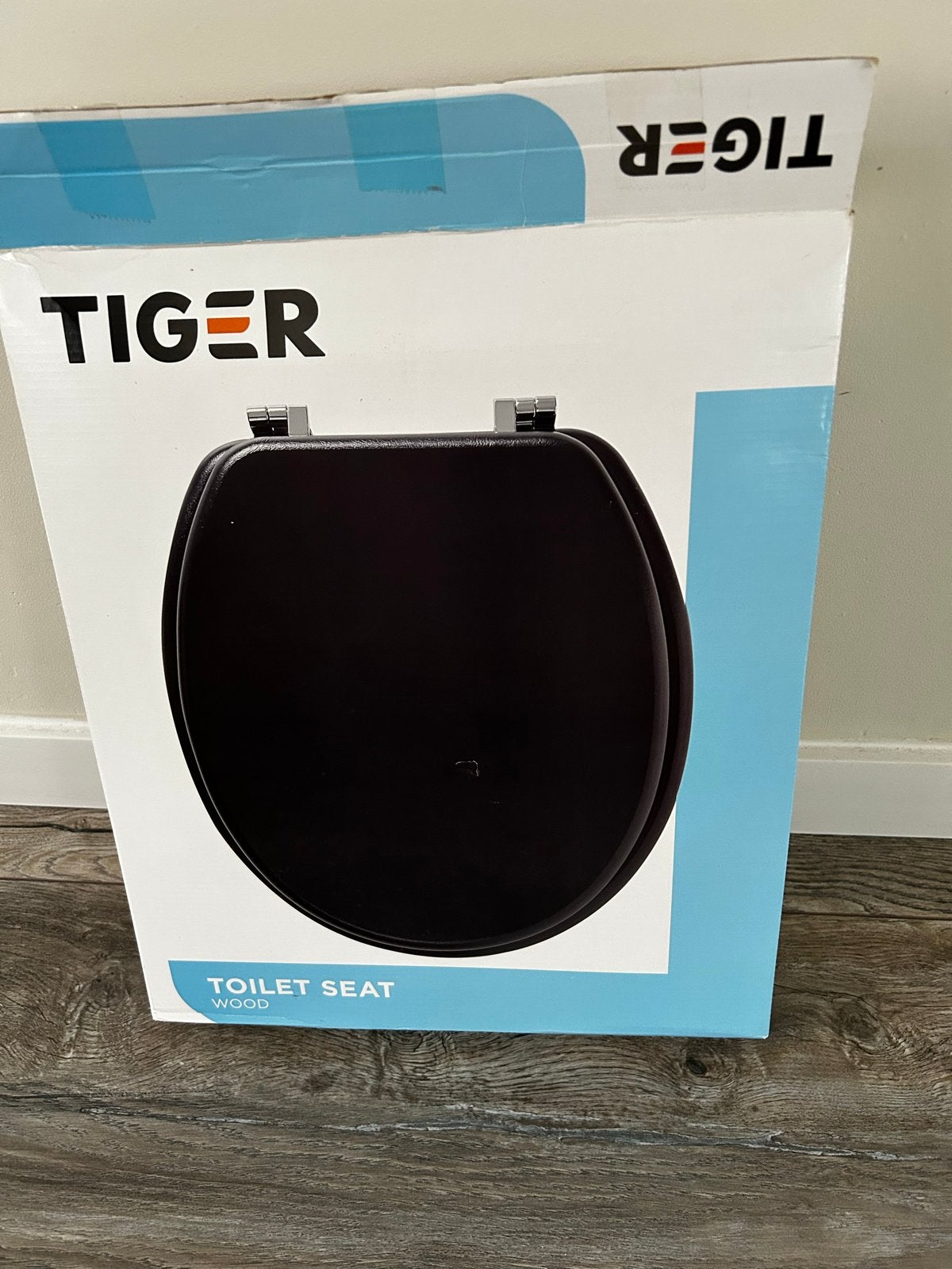 Nieuwe Tiger WC bril - Zwart houten toiletzitting, Doe-het-zelf en Verbouw, Sanitair, Ophalen, Nieuw, Toilet