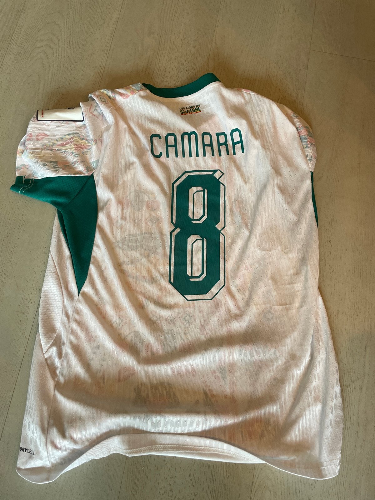Senegal Camara #8 Maat L valt klein, Maat 52/54 (L), Wit, Ophalen of Verzenden, Zo goed als nieuw