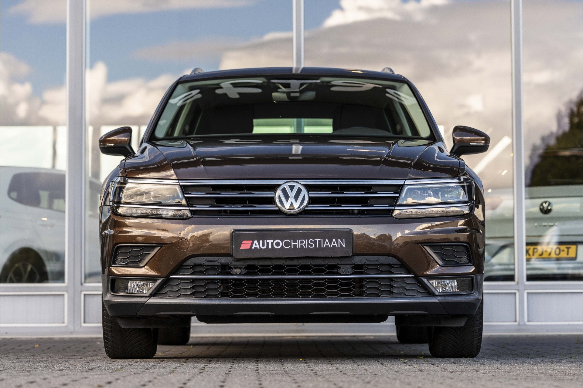 Volkswagen Tiguan 1.4 TSI ACT Comfortline Business R | CAM |, 12 maanden, Stof, 4 cilinders, Automatische klimaatregeling