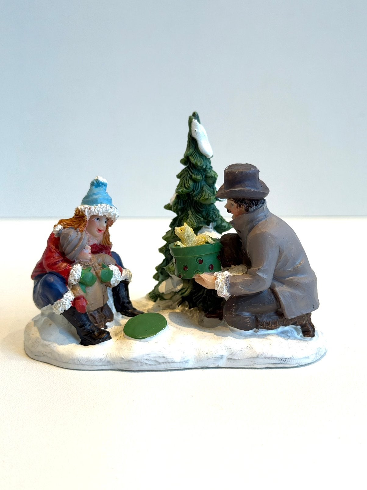 Christmas Village - Kitten Surprise, Verzenden