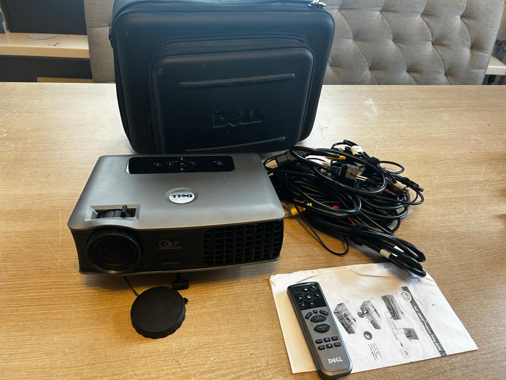 Dell 2400MP Projector, Ophalen of Verzenden, Zo goed als nieuw, DLP, Overige resoluties
