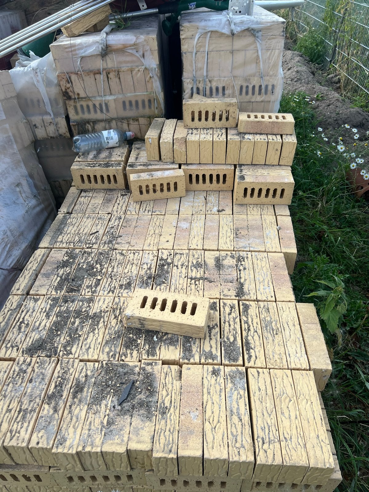 Gele bakstenen - Nieuw en ongebruikt, Ophalen of Verzenden, Nieuw, Bakstenen