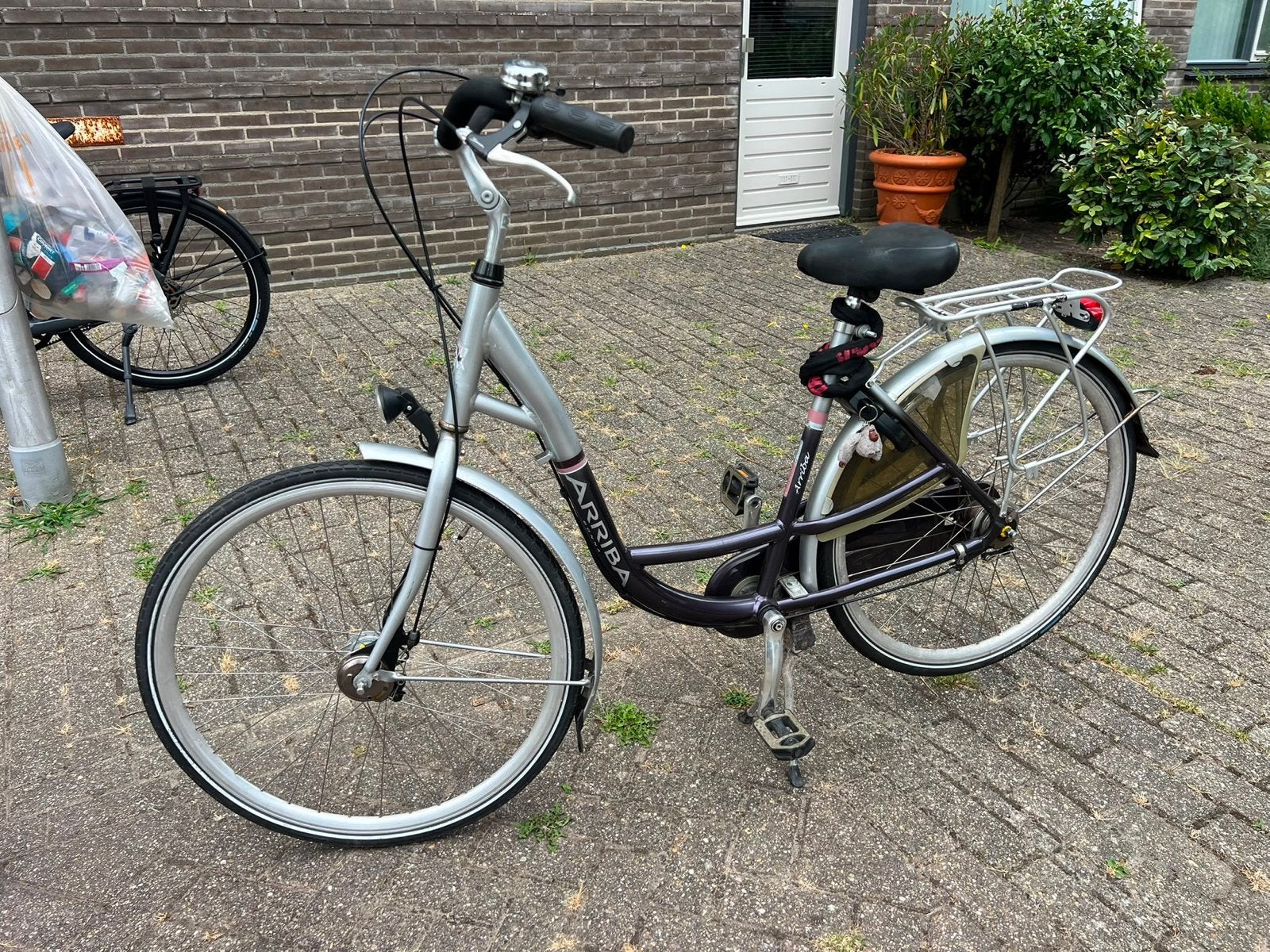 Arriba Mamafiets - Comfortabel en compleet, Terugtraprem, Gebruikt, Dubbele standaard, 0 zitjes