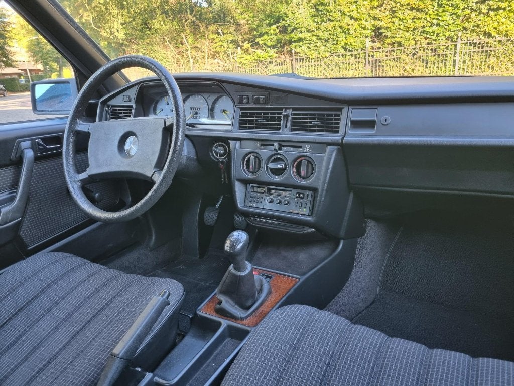 Mercedes 190e W201 Schuifdak Stuurbekr. 1985 Belastingvrij, foto 10