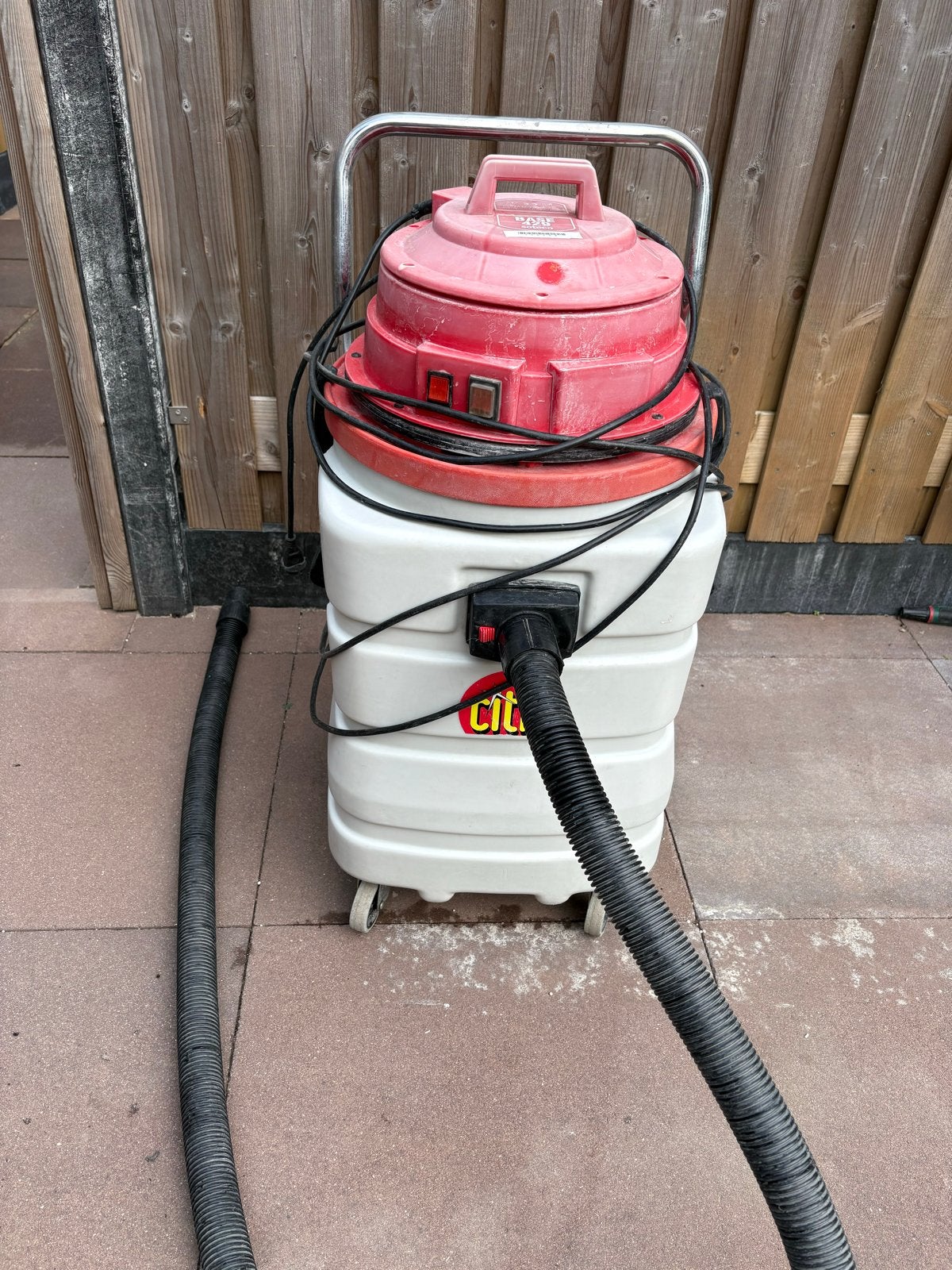 Soteco Base 429 Industriële Stofzuiger 2400W, Witgoed en Apparatuur, Stofzuigers, Ophalen, Gebruikt, Industriële stofzuiger, 2000 watt of meer