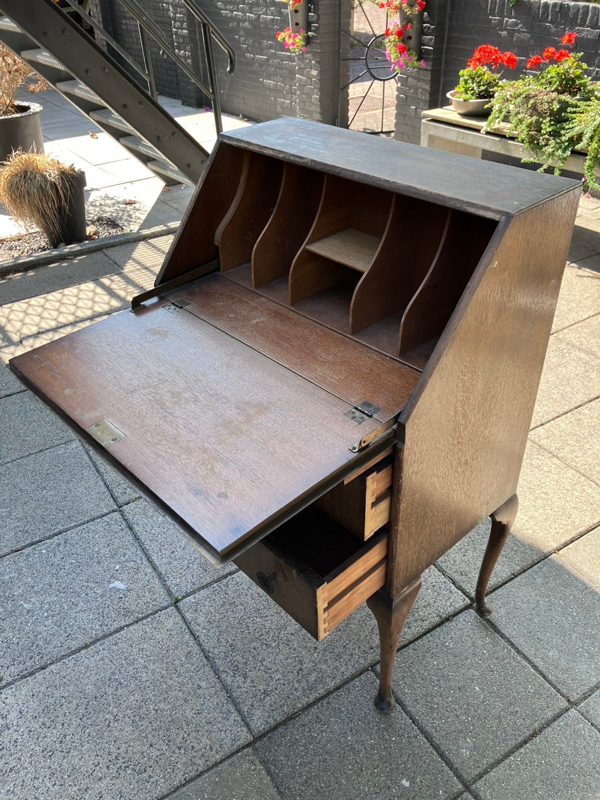 Secretaire, Ophalen