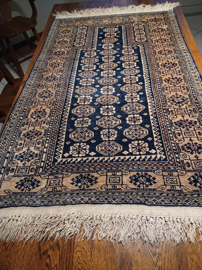 Mooi Perzisch tafelkleed, Ophalen of Verzenden, Rechthoekig, 100 tot 150 cm, 50 tot 100 cm