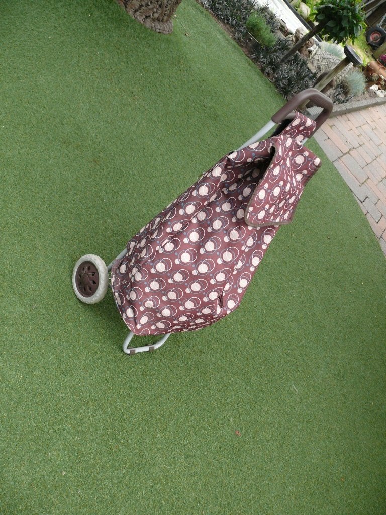 Boodschappen trolley als nieuw, Sieraden, Tassen en Uiterlijk, Tassen | Reistassen en Weekendtassen, Wieltjes, 30 cm of meer, Overige kleuren