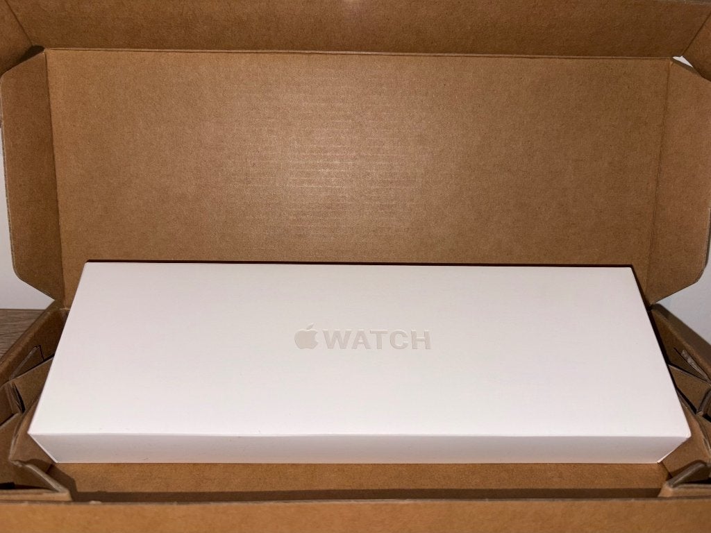 Foto 3 van Apple Watch Series 11 46mm GPS+ Cellular Slate Link Bracelet