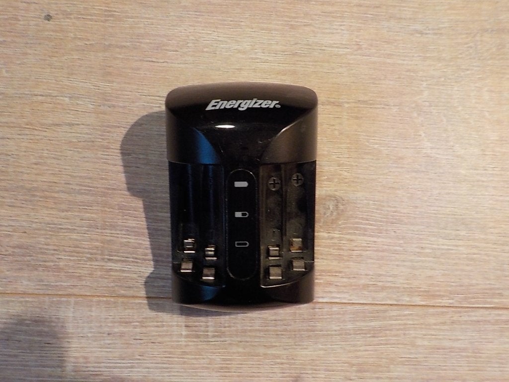 Amerikaanse batterij oplader, Ophalen of Verzenden, Zo goed als nieuw