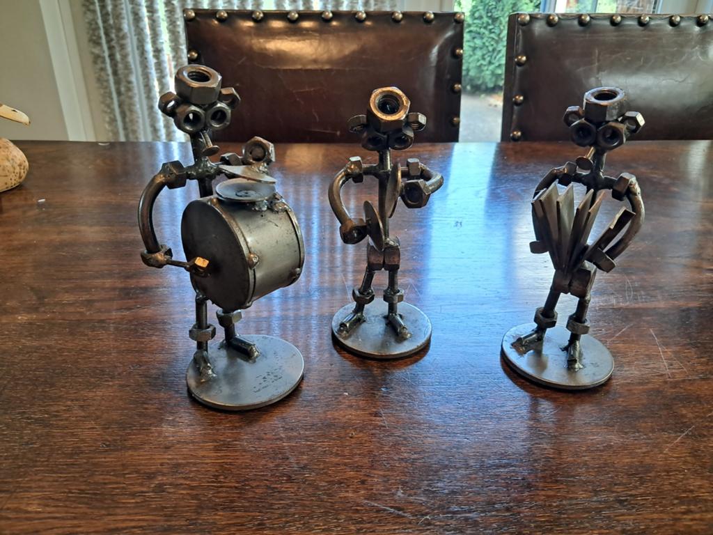 Vintage screwem Muzikanten Beeldjes  van moeren en bouten, Groep mensen, Ophalen of Verzenden, 20 - 50 cm, Beeld