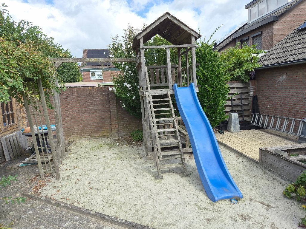 Speeltoestel / hout af te halen, Ophalen, Gebruikt, Glijbaan