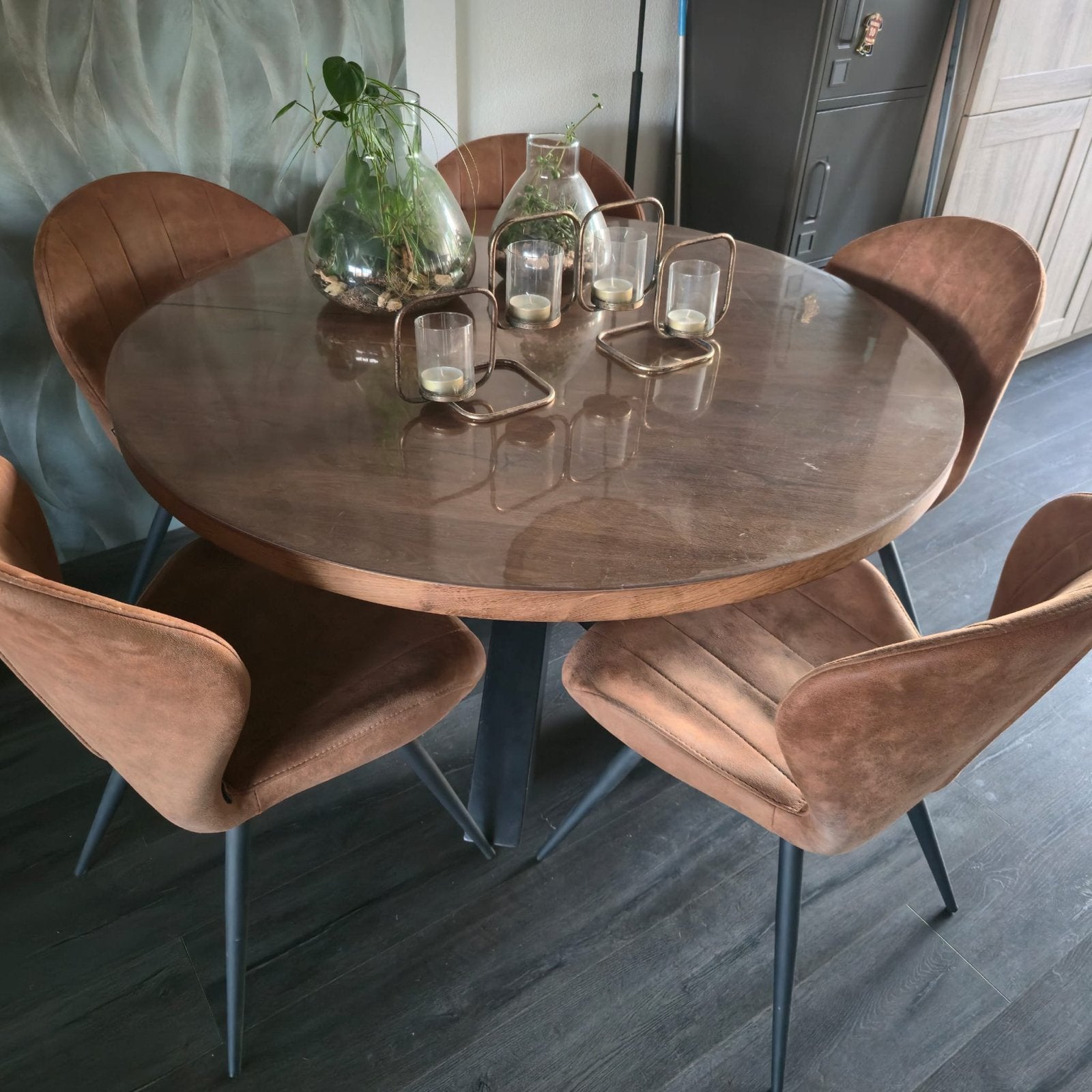 Mooie ronde eettafel met stoelen en beschermat., Ophalen, Gebruikt, 100 tot 150 cm, Rond