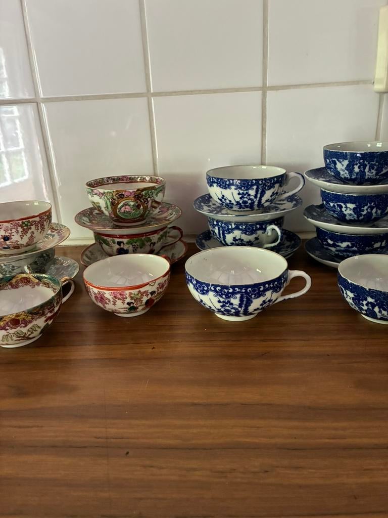 6 theekopjes van dun Chinees porselein met schoteltjes, Antiek en Kunst, Ophalen