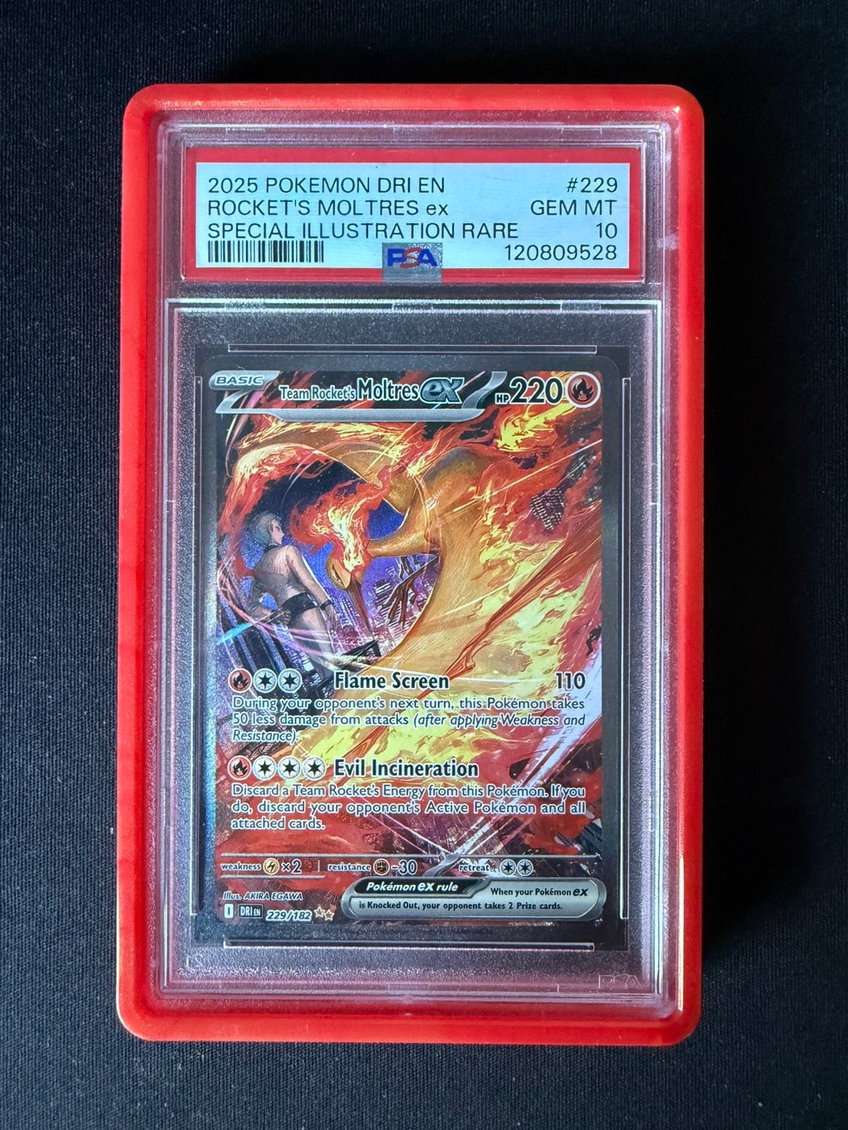 Moltres #229 PSA 10, Hobby en Vrije tijd, Verzamelkaartspellen | Pokémon, Ophalen of Verzenden, Nieuw, Losse kaart, Foil