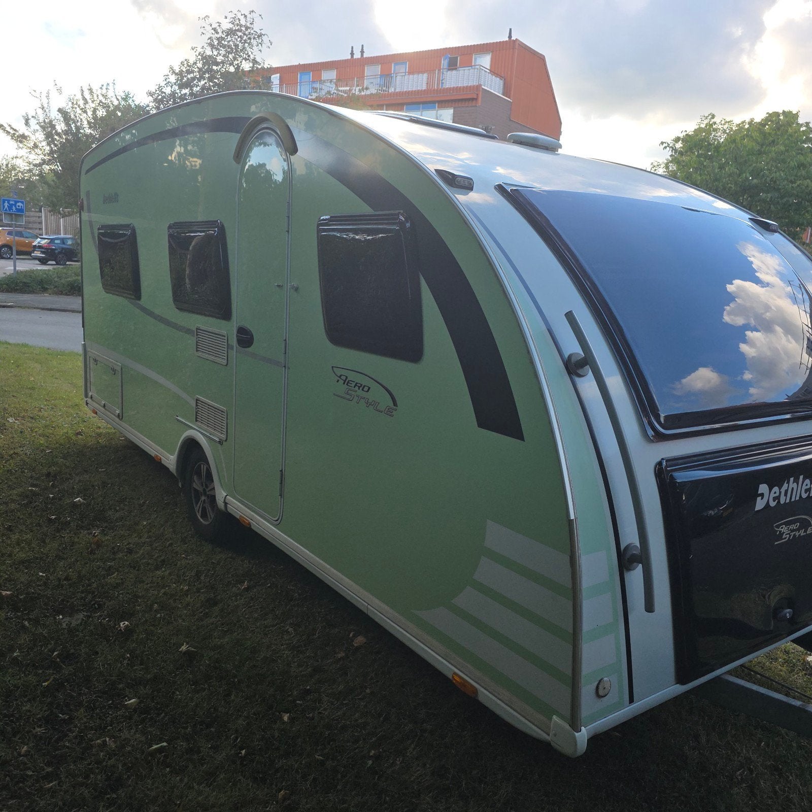 Dethleffs Aero Style 520 2012 met Mover en BOVAG 2026, Vast bed, Particulier, Dethleffs, Tot en met 4