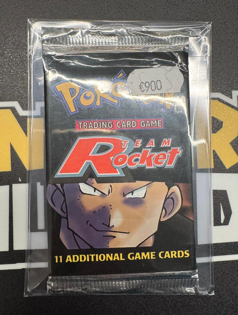 Pokemon Rocket Unlimited GUARANTEED HEAVY Booster Pack, Ophalen of Verzenden, Zo goed als nieuw, Booster
