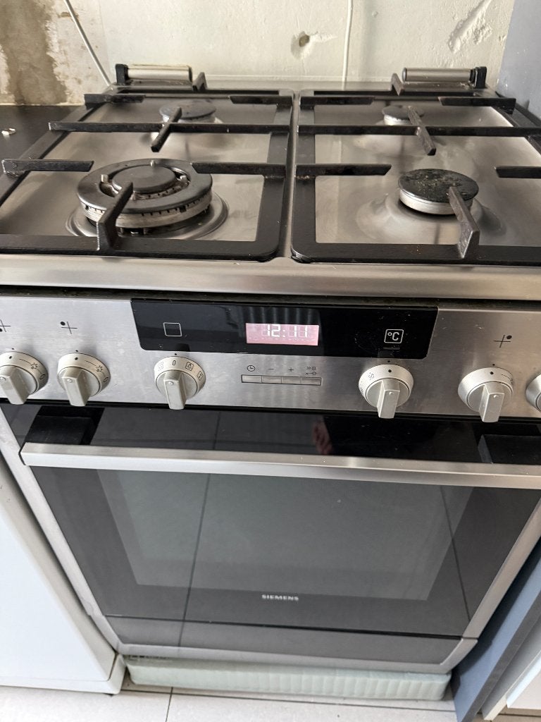 Gasfornuis Siemens, Witgoed en Apparatuur, Fornuizen, Ophalen, Gebruikt, 4 kookzones, Gas