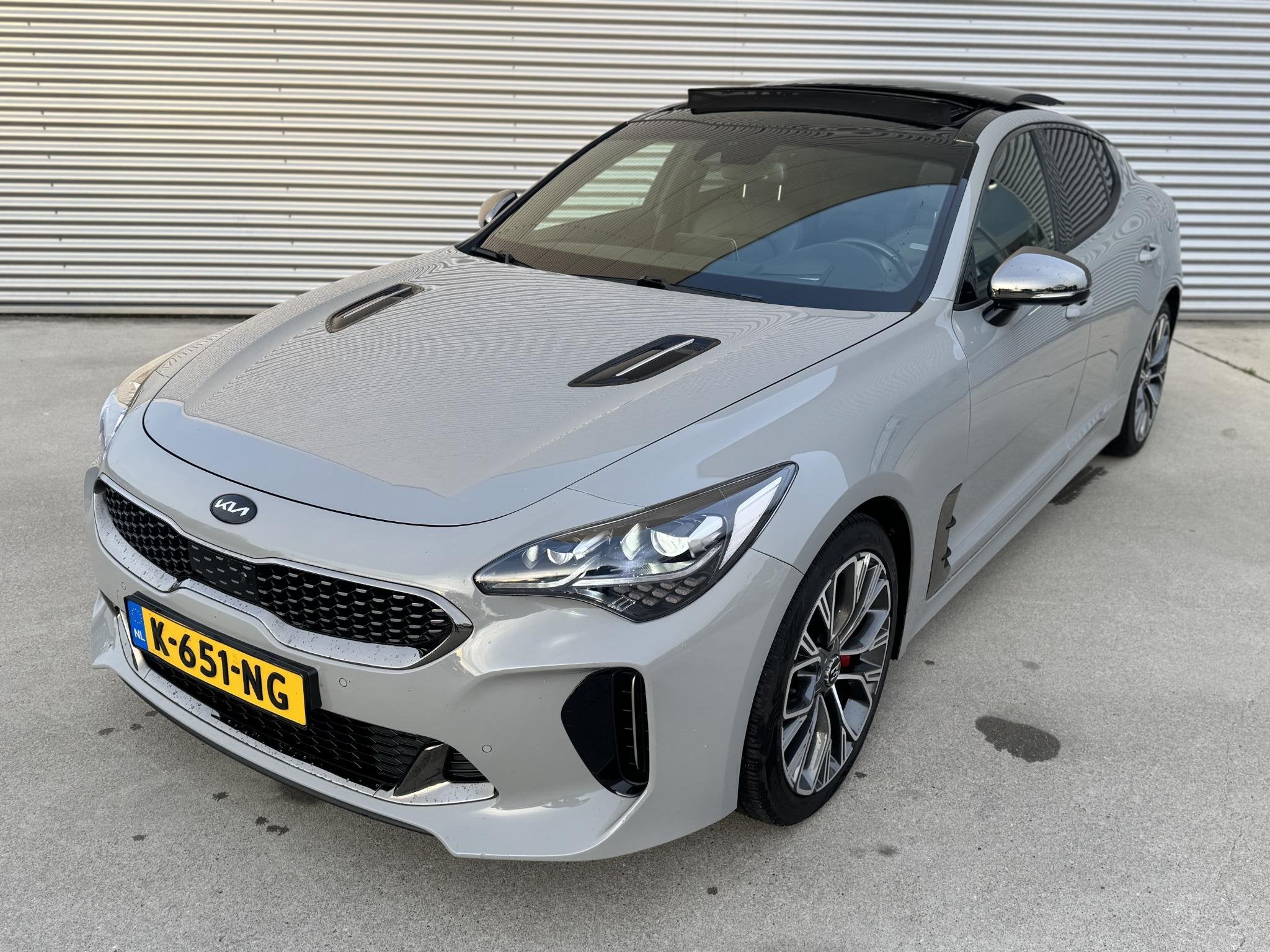 Kia Stinger 3.3 V6 T-GDI AWD GT 52450 km ! | Keurige auto !, Gebruikt, Euro 6, 3342 cc, 1000 kg