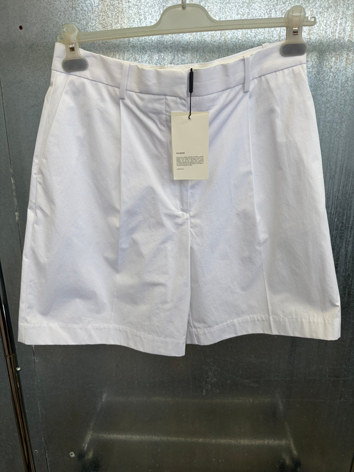 Bermuda short Róhe 40 €275 wit poplin korte broek, Maat 38/40 (M), Kort, Wit, Ophalen of Verzenden