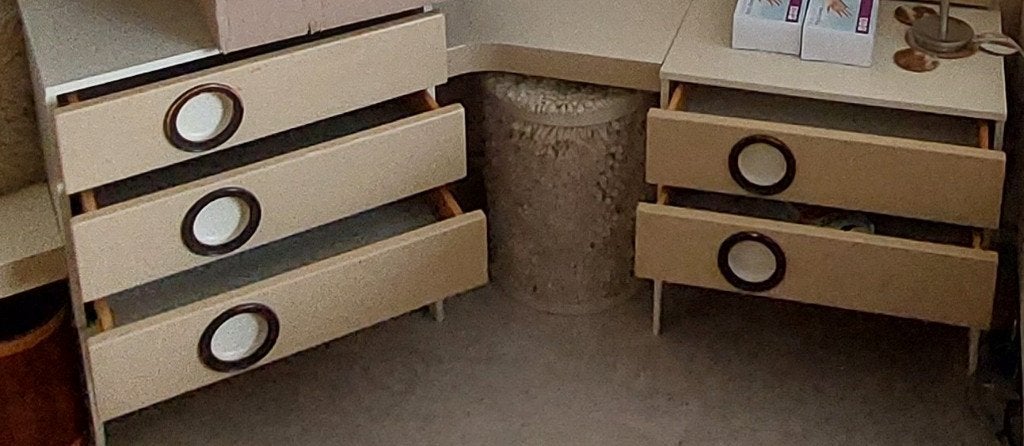 Vintage nachtkastjes en ladekast '60s/'70s antiek, Huis en Inrichting, Slaapkamer | Nachtkastjes, Ophalen, Gebruikt, 55 tot 70 cm