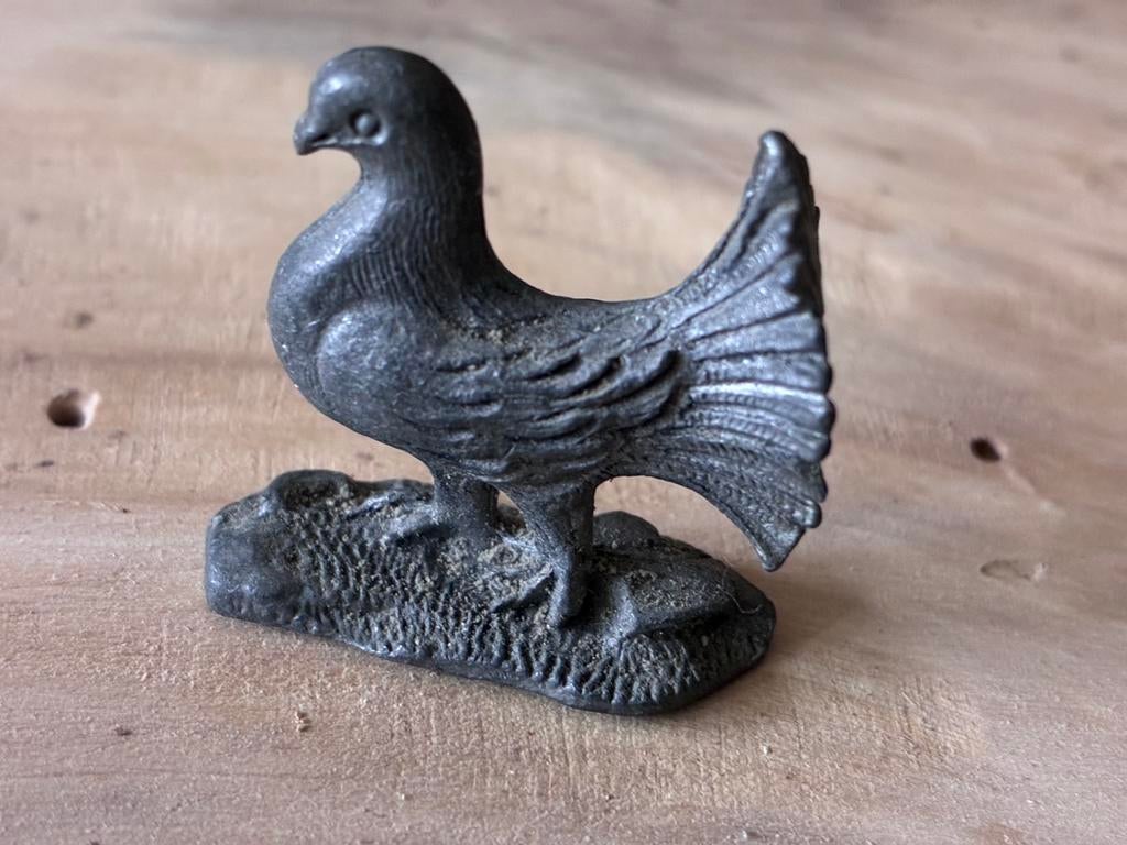 Beeldje tinnen duif, Verzamelen, Ophalen of Verzenden, Gebruikt, Dier