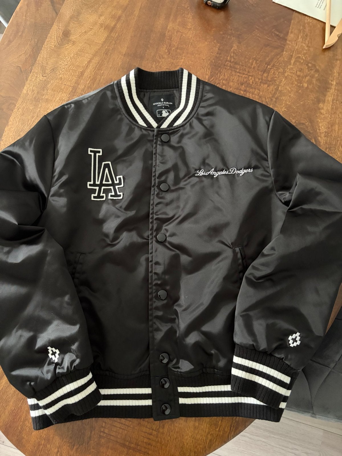 Marcelo Burlon x MLB Bomberjack Zwart Maat M, Ophalen of Verzenden, Zo goed als nieuw, Maat 48/50 (M), Zwart