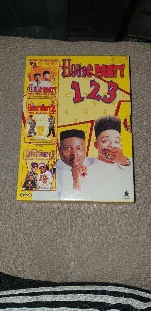 Te koop.dvd box Houseparty  deel 1 , 2 , 3, Alle leeftijden, Nederlands, Ophalen of Verzenden, Komedie