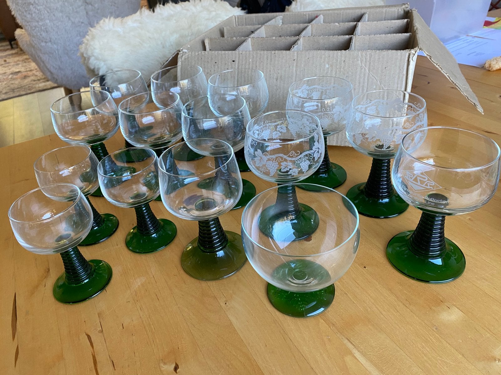 Verzameling van 16 verschillende vintage Roemer glazen, Ophalen, Zo goed als nieuw, Overige typen