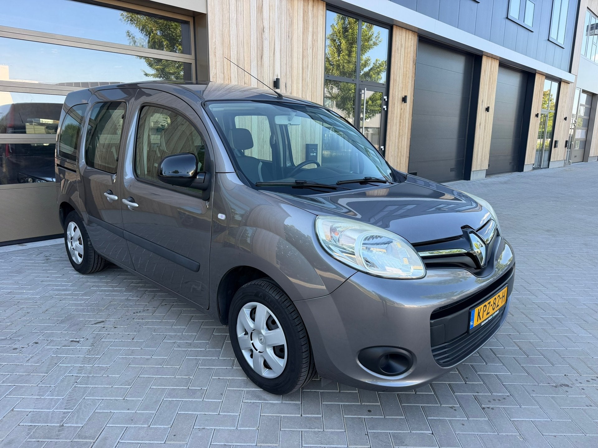 Renault Kangoo Family 1.2 TCe Expression Start&Stop 5drs|Air, Voorwielaandrijving, Stof, Gebruikt, Elektrische ramen