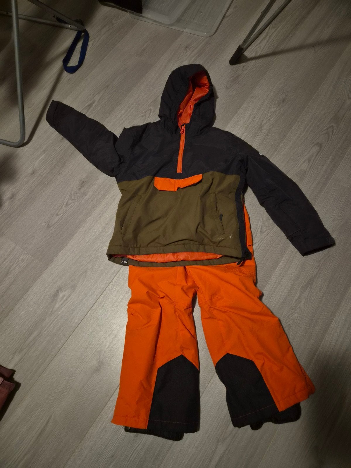 Kinder ski- of snowboardpak maat 128 - Zo goed als nieuw, Ophalen of Verzenden, Zo goed als nieuw, Jongen of Meisje