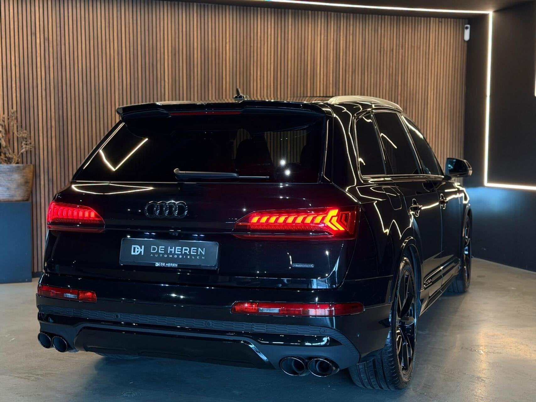 Foto 9 van Audi Q7 55 TFSI Quattro SQ7 uitv|7Pers|B&O|Pano|360|Matrix|