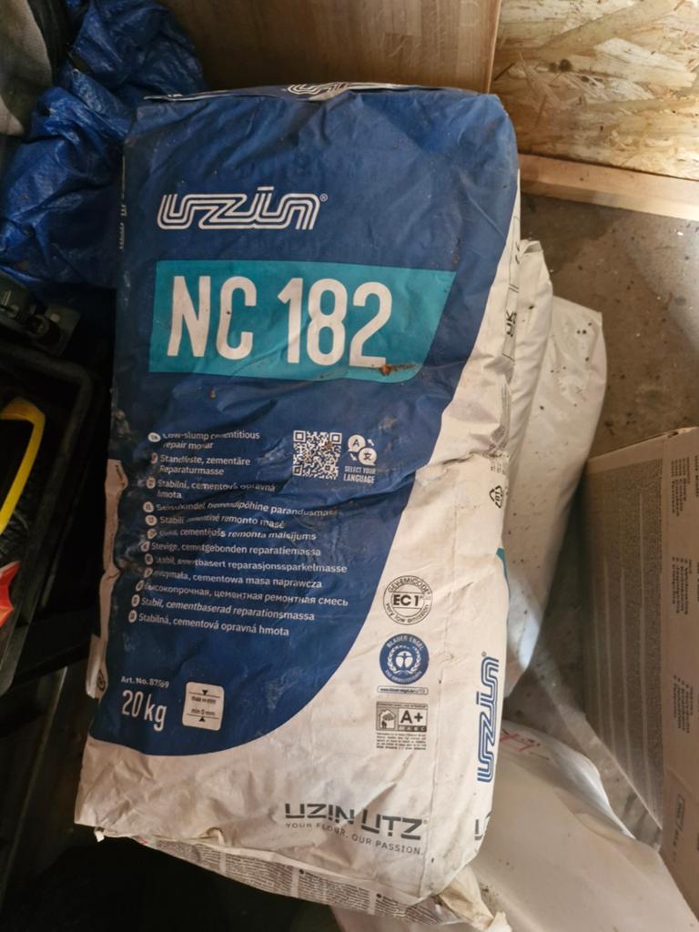 Uzin NC 182 2 zakken., Ophalen, Nieuw