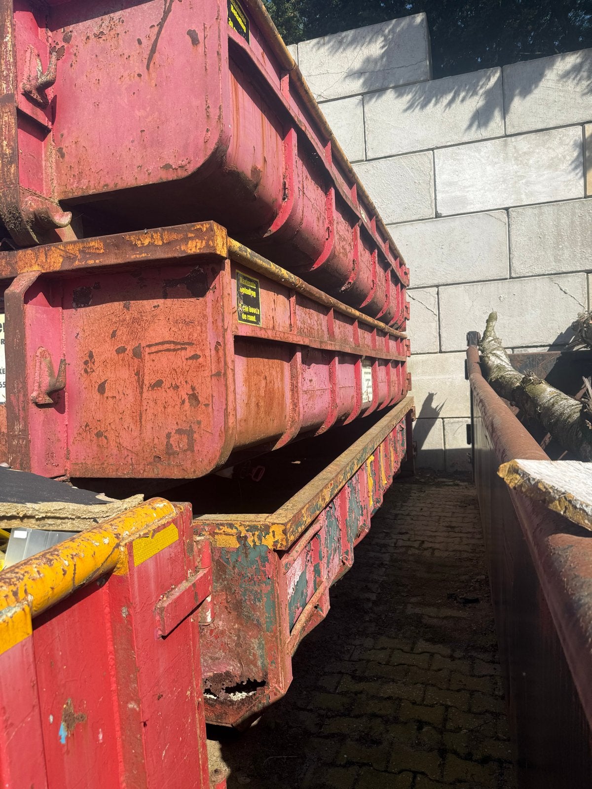 afvalcontainers te koop opruiming, Ophalen