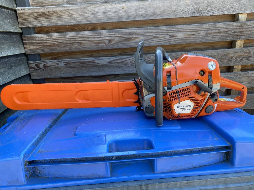 Husqvarna 592 XPG 60 cm z.g.a.n., Ophalen, Kettingzaag, Zo goed als nieuw, 30 tot 70 mm