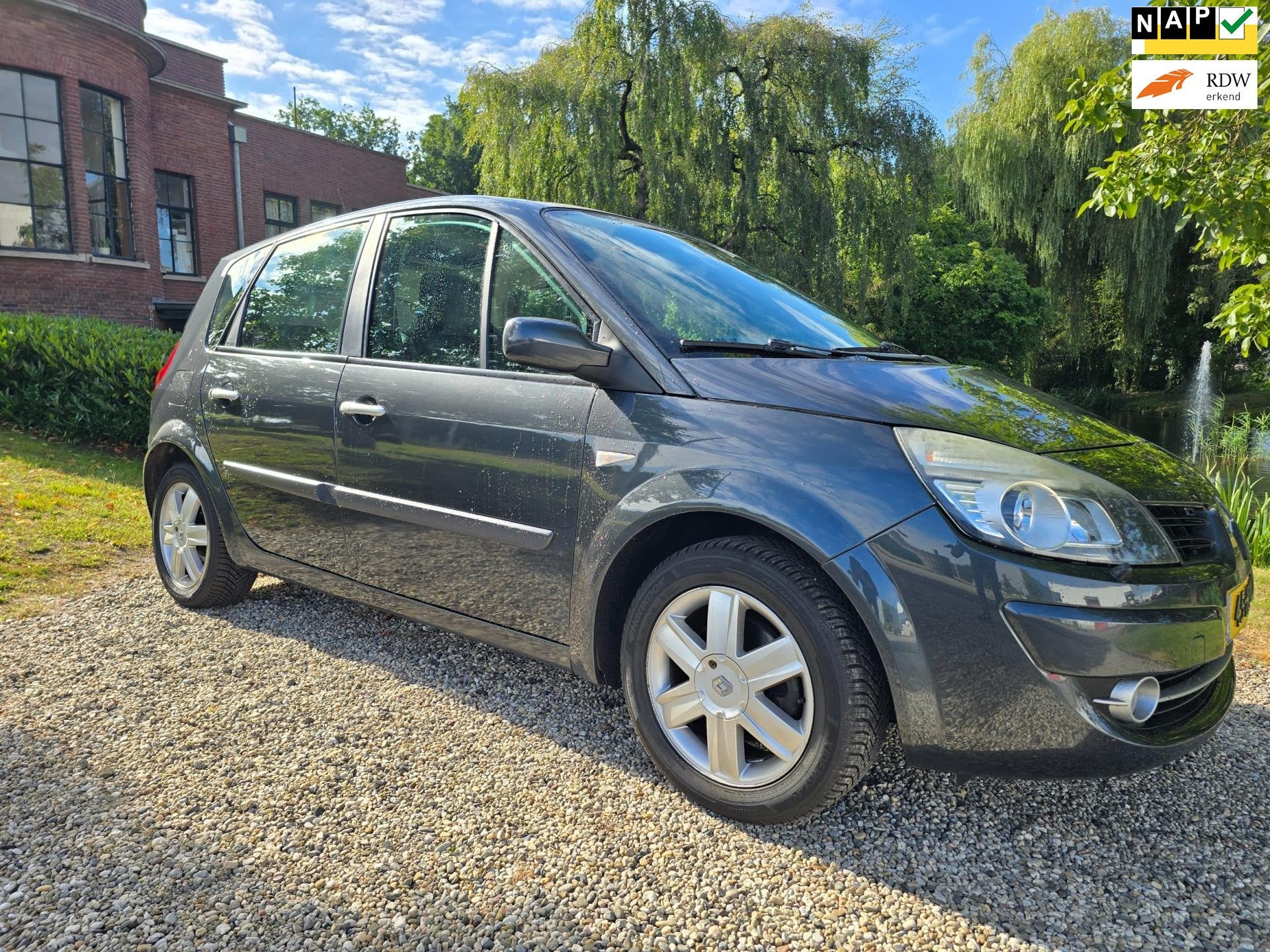 Renault Scénic 1.6-16V Tech Line AUTOMAAT/airco/CRUISE, Auto's, Renault, 1345 kg, Gebruikt, 4 cilinders, Origineel Nederlands