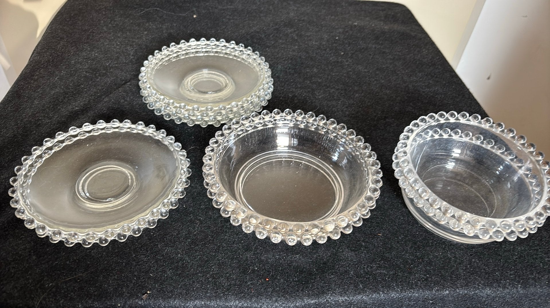 Restant “bolletjes” servies van glas, Antiek en Kunst, Ophalen of Verzenden