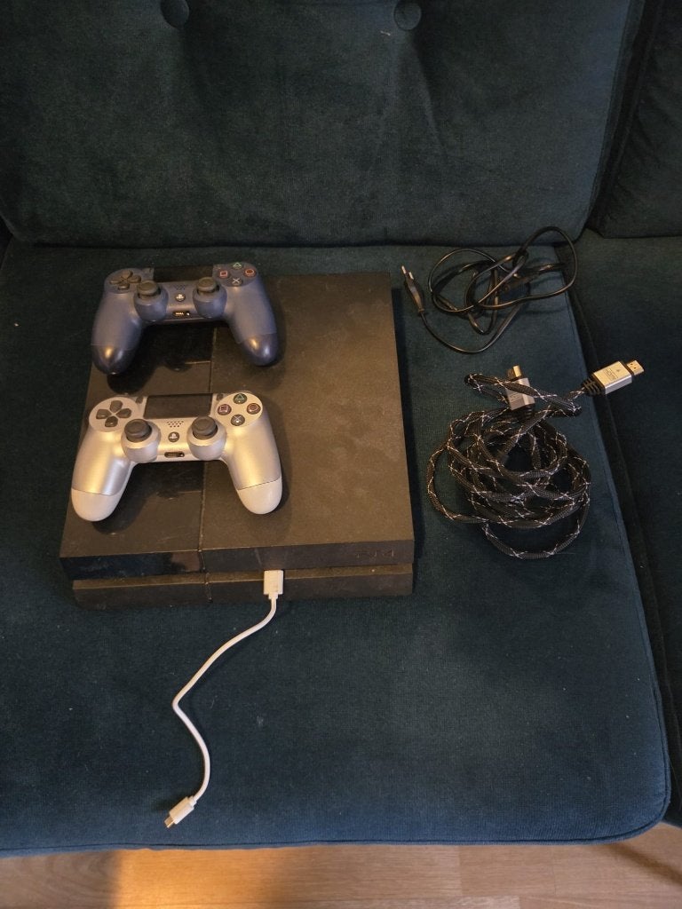 PlayStation 4 500GB (CUH-1116A) + 2 Controllers, Spelcomputers en Games, Ophalen, Met 2 controllers, Original, 500 GB