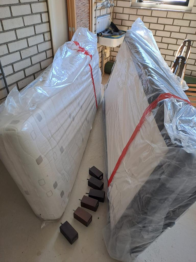 Nieuw matras + bed, Ophalen, Nieuw, Eenpersoons, Hout