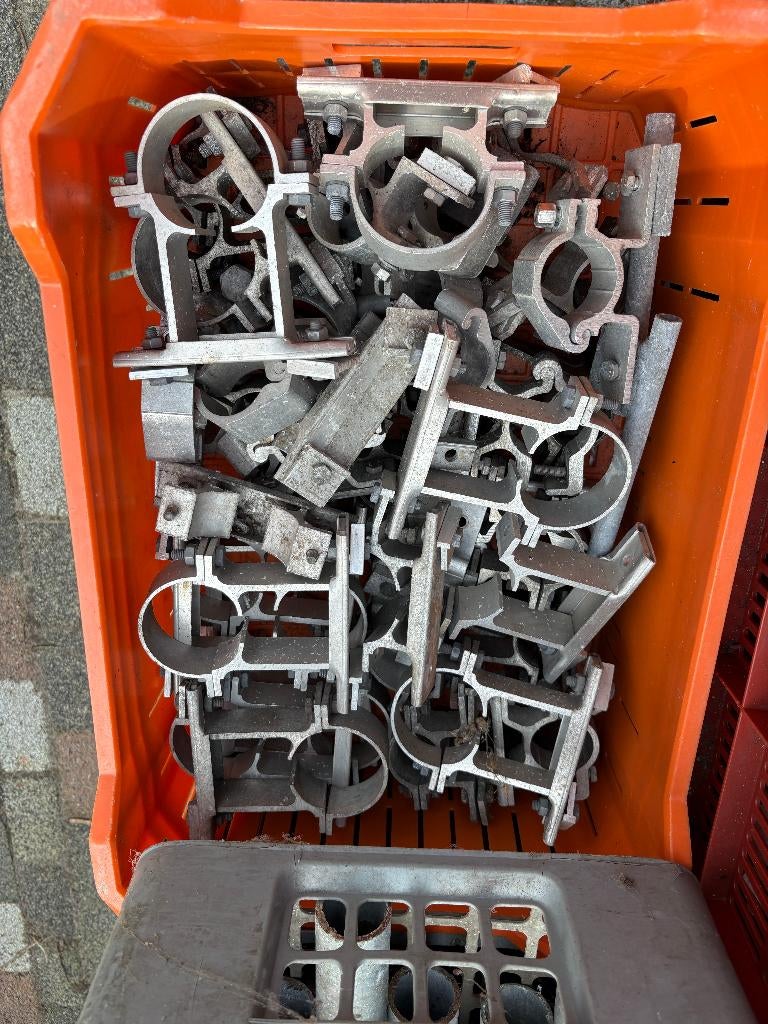 partij verkeersbord klemmen / grondankers / infra materiaal, Ophalen of Verzenden, Gebruikt