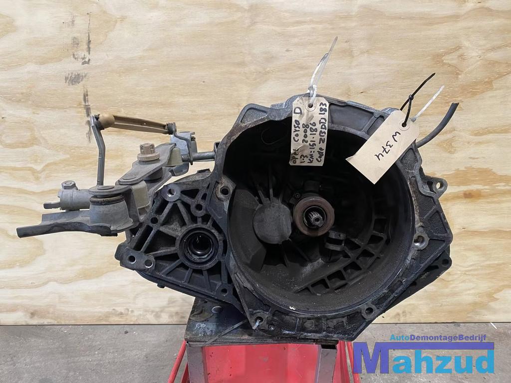 OPEL CORSA D 1.3 CDTI Versnellingsbak W374 gearbox, Gebruikt, Opel Automobile GmbH, Ophalen of Verzenden, Kontakt@opel-infoservice.de