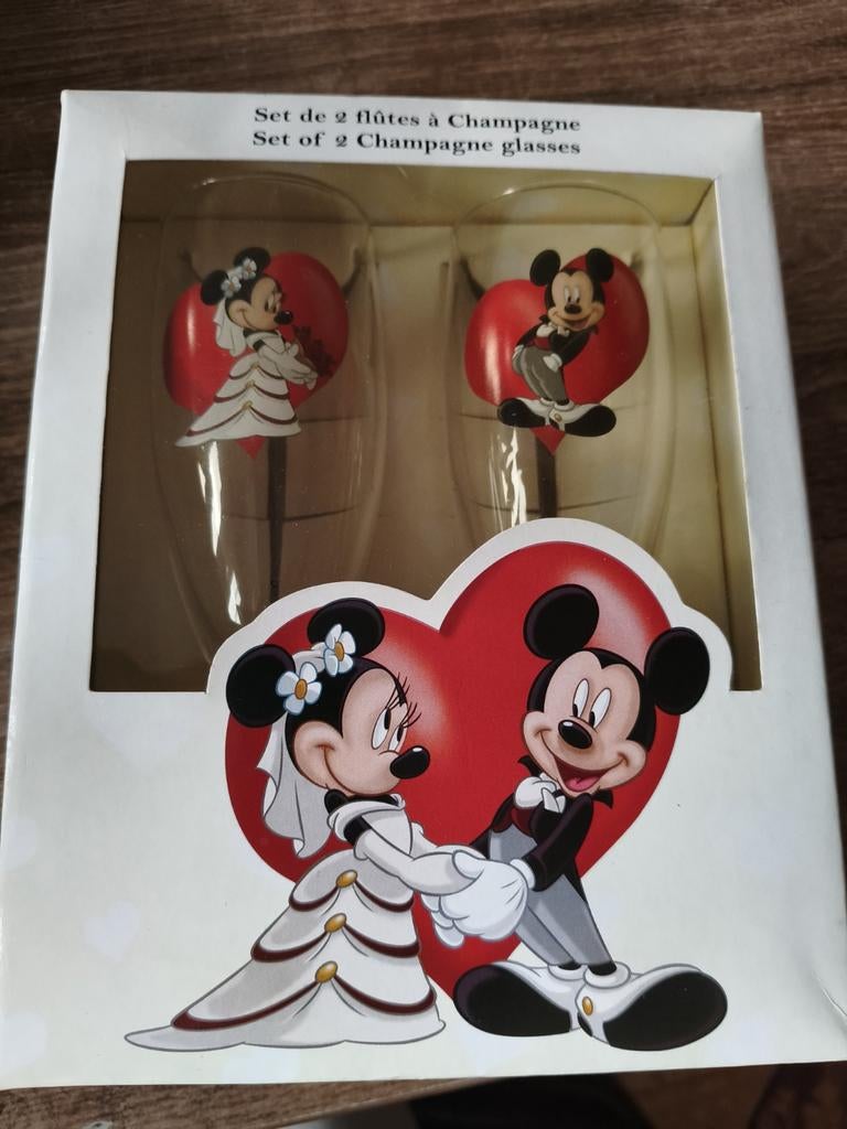 Disneyland Paris Mickey & Minnie Bruiloft Champagneglazen, Ophalen of Verzenden, Mickey Mouse, Nieuw, Servies