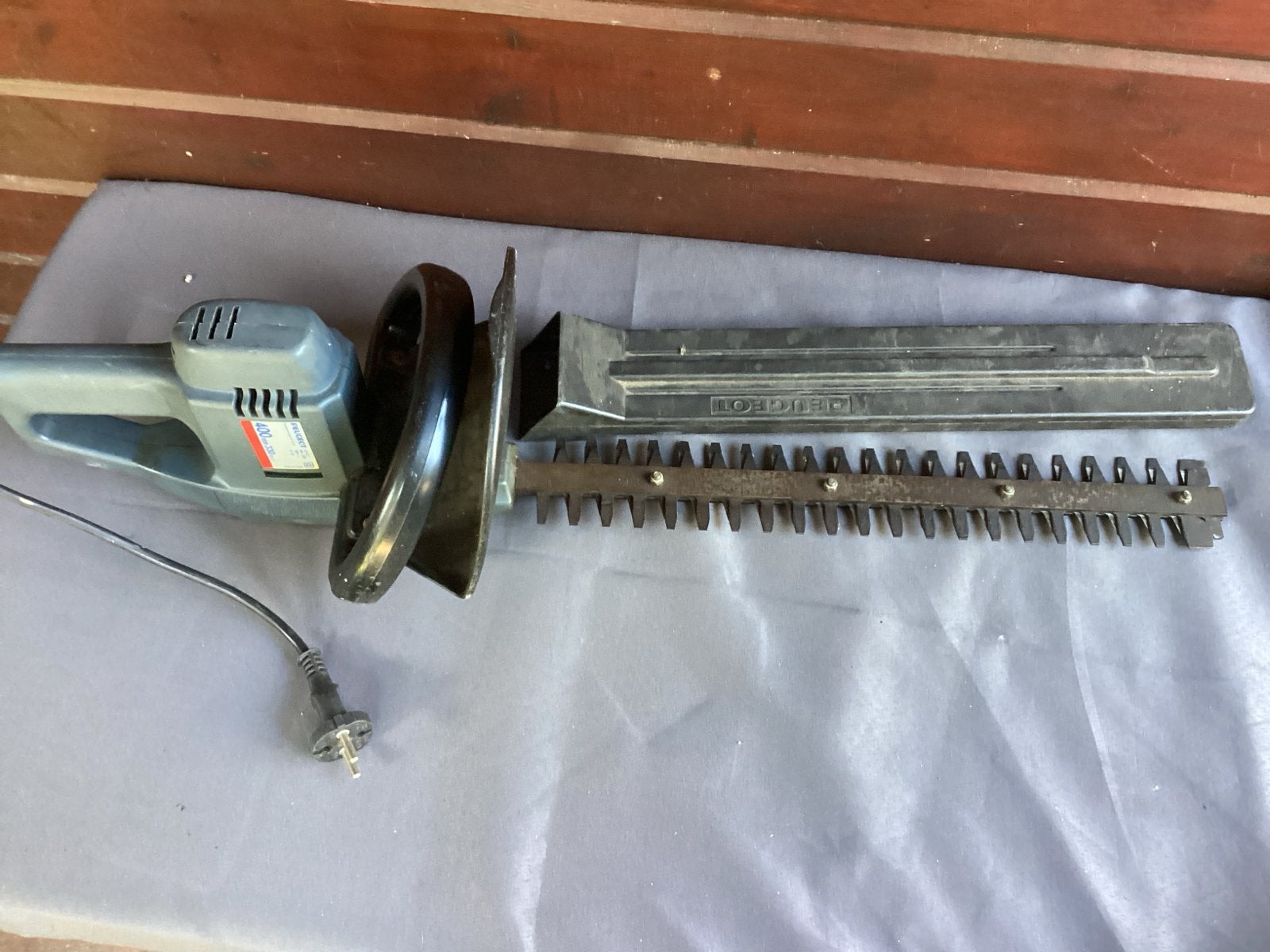 Peugeot Heggenschaar 400mm 330W - Elektrisch, Ophalen of Verzenden, Gebruikt, Elektrisch