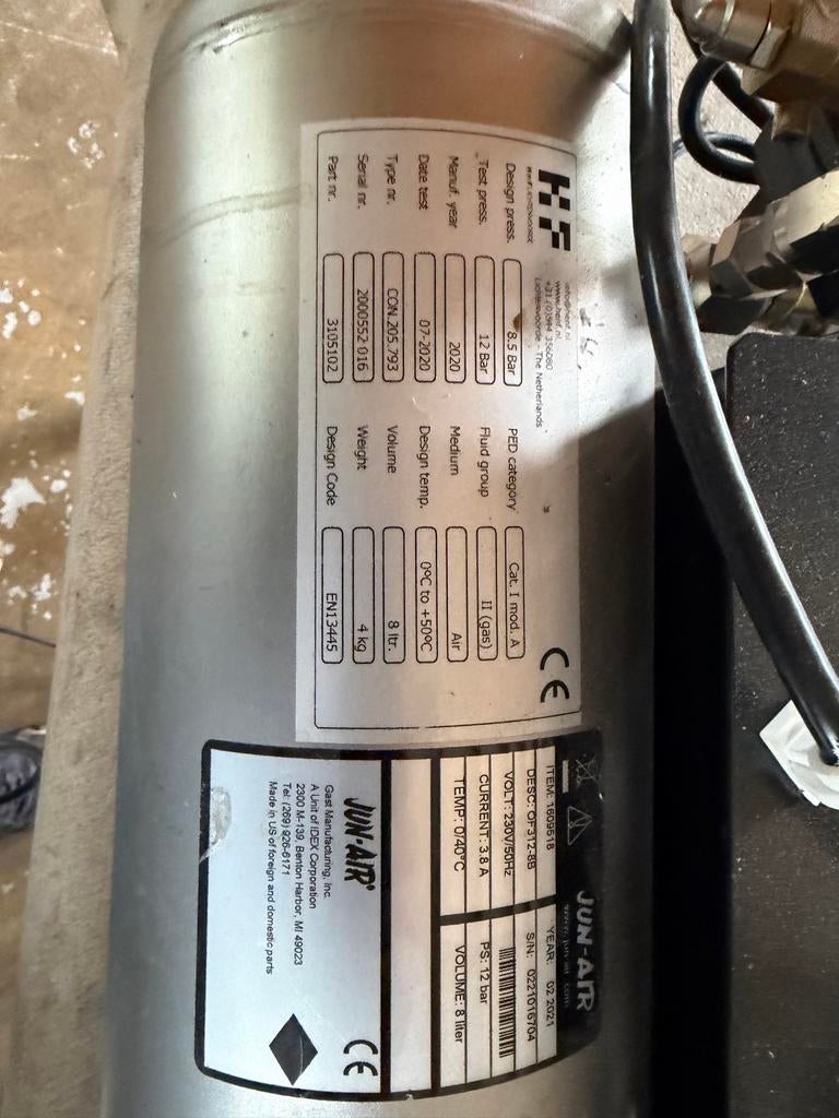 Jun-Air Compressor - Stil en Compact, Ophalen, Gebruikt
