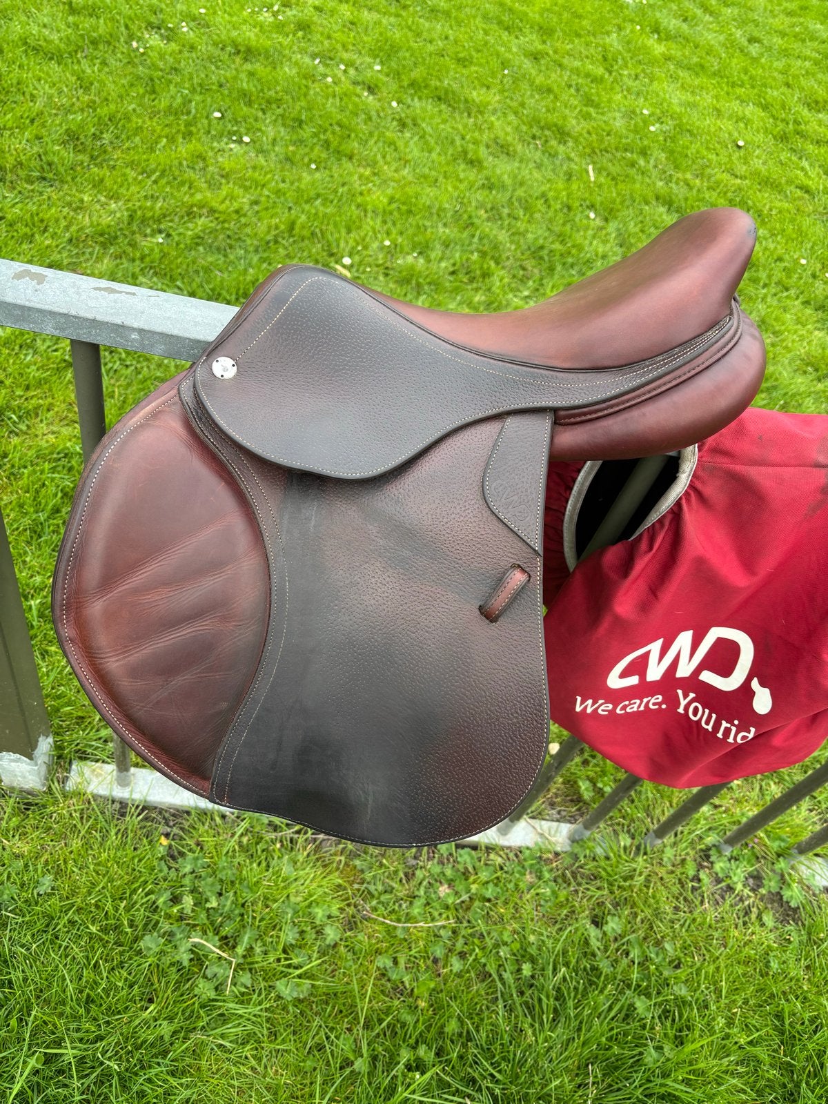 Cwd springzadel 16,5 inch, Gebruikt, Vlakke zit, Ophalen of Verzenden, Middel